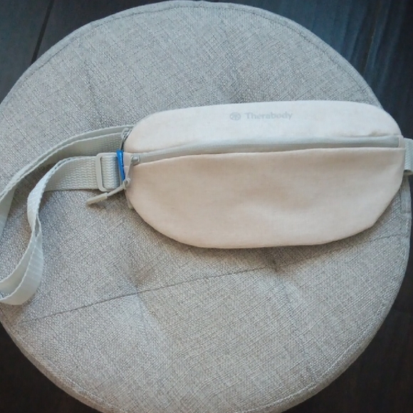 Therabody Beige Waist Bag - Picture 1 of 4